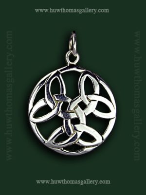 Silver Celtic Pendant / Necklace (round Celtic Knot Design)