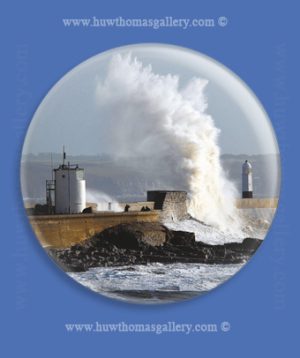 Porthcawl Storm Wave Fridge Magnet   ( Round )