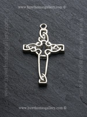 Silver Cross Pendant /necklace