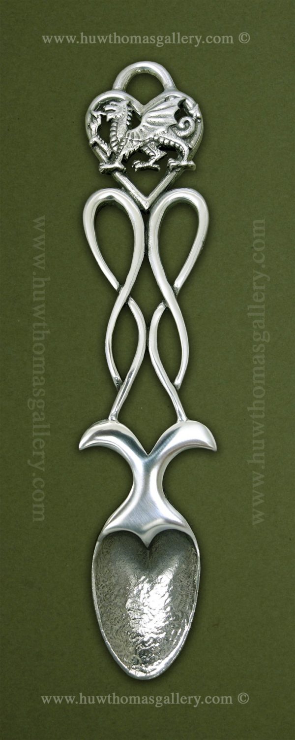 Pewter Lovespoon – Welsh Dragon – Celtic Knotwork ( M 9 Inch )