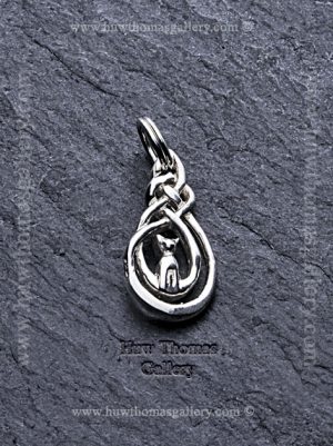 Silver Celtic Cat Pendant / Necklace